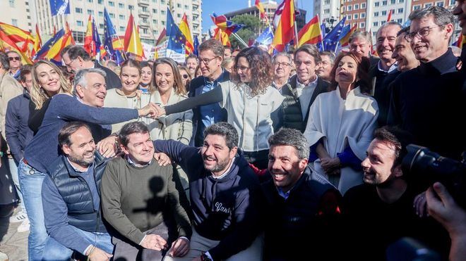Las CCAA del PP critican la 'ideologización extrema e irresponsabilidad' del Gobierno