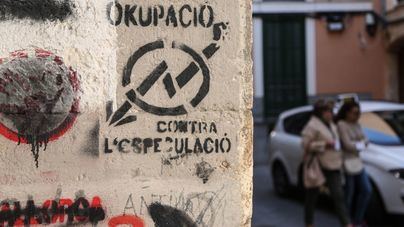 Podemos propone ilegalizar y encarcelar a las empresas de Desocupación