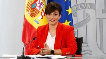 La ministra cree que los pisos turísticos colisionan con el derecho a la vivienda