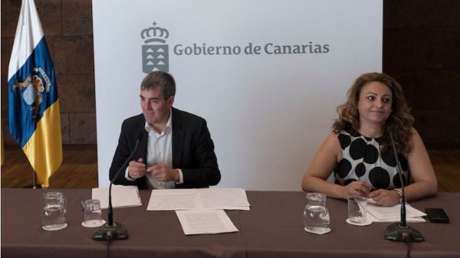 Clavijo: “La Ley de Servicios Sociales dará plenas garantías al usuario y al Tercer Sector”