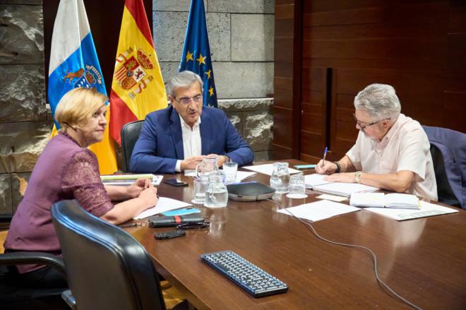 Rodríguez constata con las agencias de viajes la recuperación de la industria turística
