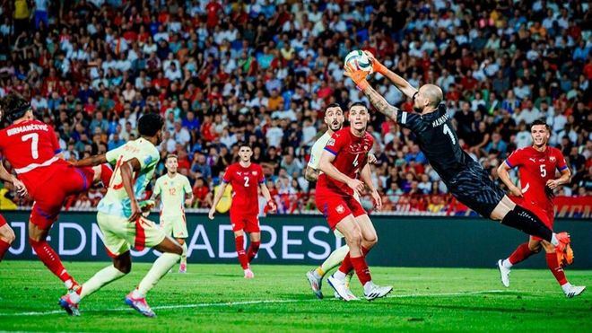 España empata 0-0 ante Serbia en la Nations League