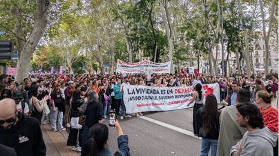 Miles de personas toman Madrid para exigir bajadas en los alquileres