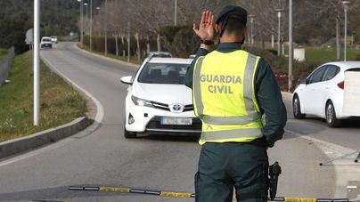 Multas por avisar de controles de alcoholemia, entre las nuevas medidas de la DGT para 2025