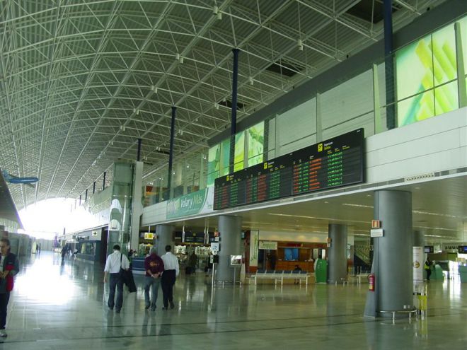 Aena gana 514,5 millones de euros en el primer semestre del año