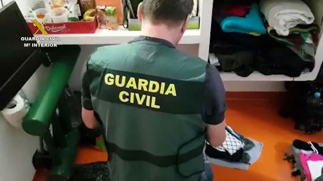 La Guardia Civil desarticula un grupo afín a DAESH asentado en cárceles españolas
