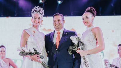 Iana Astafii se proclama reina de las Fiestas Mayores de Arona
