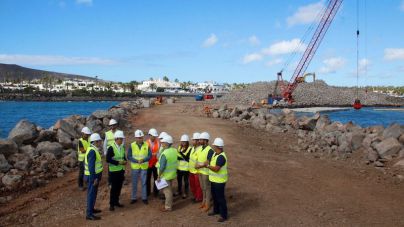 Yaiza exige al Gobierno en el puerto: “ritmo, cumplimiento de plazos y garantía de financiación de las obras”