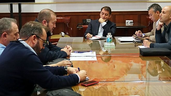 El Consistorio alcanza un principio de acuerdo con los representantes de Elite Taxi