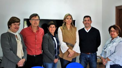 Acuerdo de las instituciones con la Asociación Haineto para la recuperación del Semáforo de Igueste