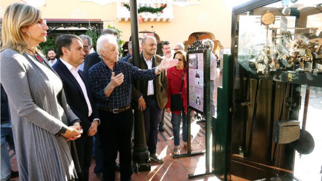 Culmina la restauración del antiguo reloj del Mercado Ntra. Sra. de África