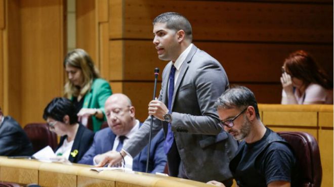 Rodríguez Cejas demanda en el Senado la ampliación horaria del aeropuerto de El Hierro
