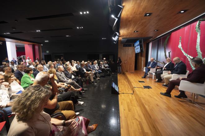El Mundial de Fútbol 2030 será “un hito para la proyección económica de la isla”
