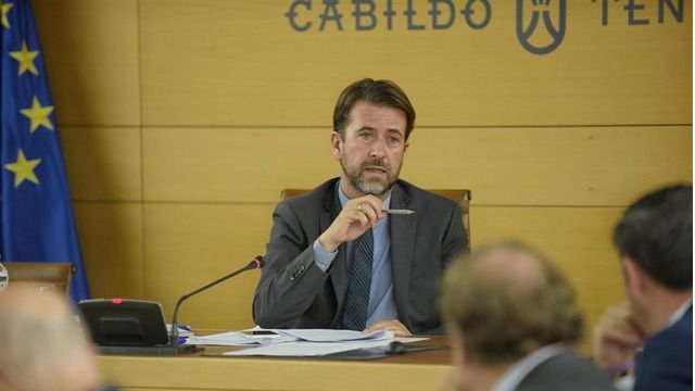 Alonso, a favor del 'tren-tranvía' entre San Isidro y Adeje 'si los números salen'