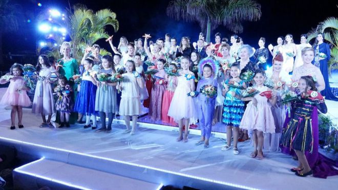 El Carnaval de Las Profundidades Marinas emerge con fuerza en el Parque Marítimo