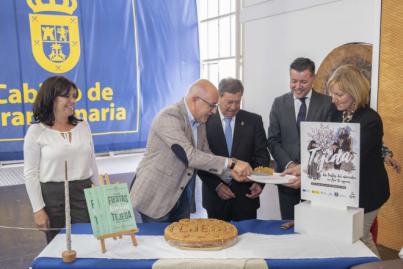 Las Fiestas del Almendro en Flor de Tejeda promueven el transporte público