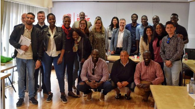 Torres se compromete ante los colectivos de inmigrantes a aplicar 'políticas solidarias y sociales'