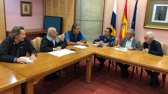 Asnáutica clama contra las embarcaciones ilegales