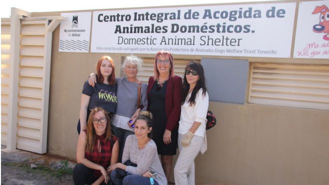 El voluntariado del Centro Integral de Acogida de Animales de Adeje ya está operativo