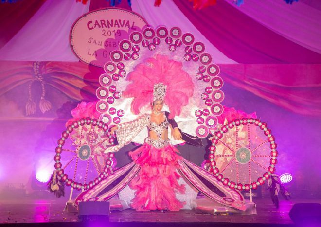 Karina Penas Armas elegida Reina del Carnaval de San Sebastián