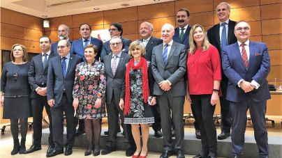 Baltar pide al Ministerio de Sanidad medidas concretas para paliar el déficit de especialistas