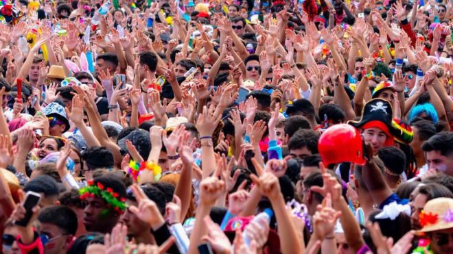 Santa Cruz, Pamplona y Barcelona comparten experiencias sobre eventos multitudinarios