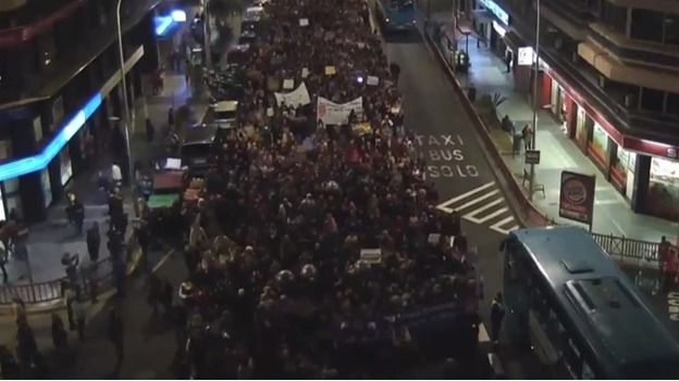 Unas 30.000 personas participan en las manifestaciones feministas