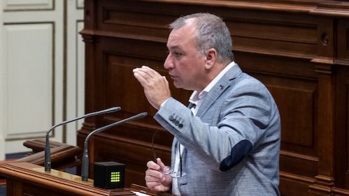 NC se compromete a aprobar una ley de renta de ciudadanía tras el 26M