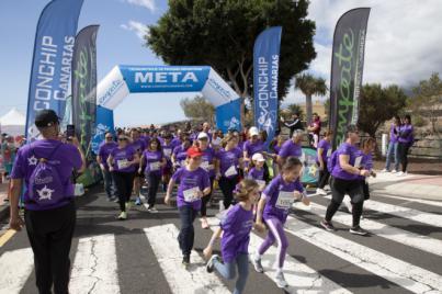Una marea violeta recorre El Chorrillo en la 5ª Carrera por la Igualdad