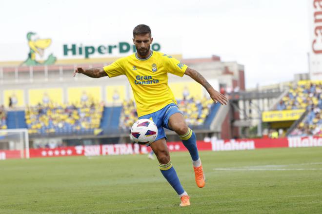 La UD celebra su primera victoria con un gol antológico de Kirian