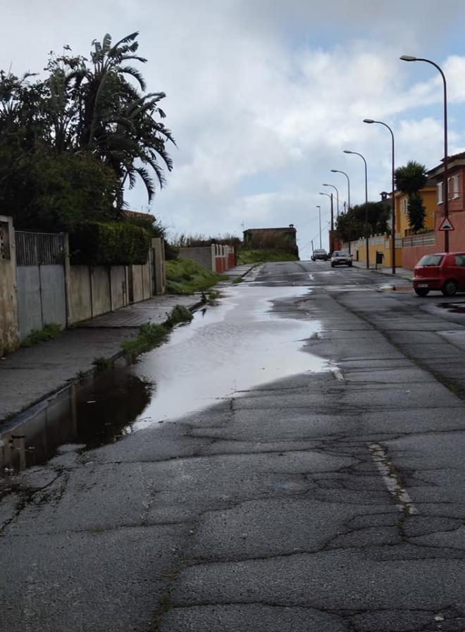CC de El Rosario denuncia el “lamentable estado” de los accesos a la barriada de las 66 viviendas