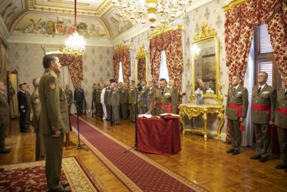 El general Salom Herrera toma posesion del Mando de Canarias del Ejercito de Tierra