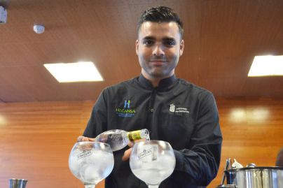 Esteban Fariñas, Yoselin de Paz y Yonathan Rodríguez, ganadores del V certamen de coctelería Hecansa 2019