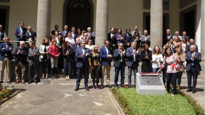 Las personas que sufrieron consejos de guerra en el edificio donde se ubica el Parlamento homejaneados