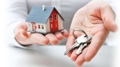Los canarios tienen que destinar el sueldo íntegro de 7,2 años para adquirir una vivienda media