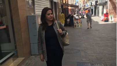 Águeda Fumero: “Comerciantes y vecinos de Los Cristianos sienten que la desidia de este gobierno está asfixiando al núcleo turístico”