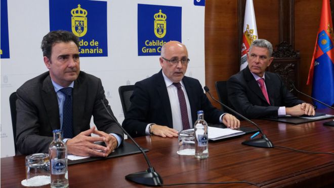 El Cabildo adjudica el suministro de energía 100 % renovable de todas sus instalaciones por 30,2 millones a Endesa