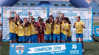La UD Las Palmas revalida el título de la Copa Rodagon