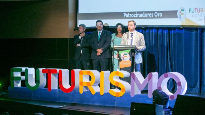 Castellano defiende la 'solidez' de Canarias ante los 'retos' del turismo, especialmente el 'brexit'