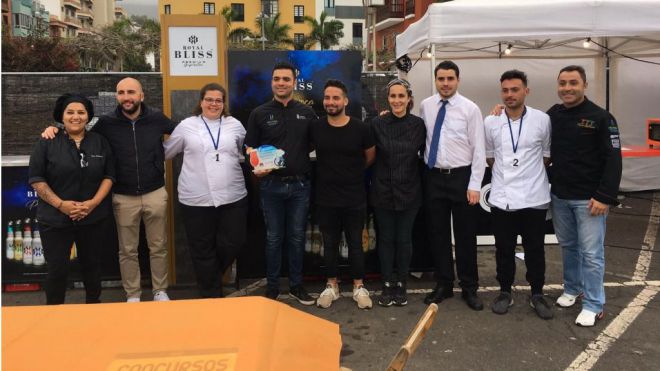 Dos alumnos de Hecansa ganan el concurso Maridaje, Coctelería y Cocina de Canarias 2019
