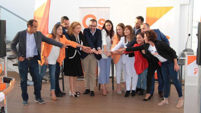“La ola naranja que ha llegado al Congreso también llegará a Canarias el próximo 26 de mayo”
