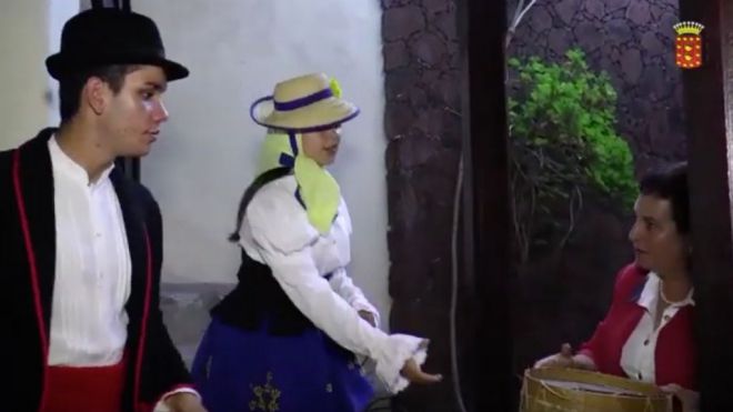 Vídeo para salvaguardar las tradiciones en la vestimenta de los trajes típicos canarios