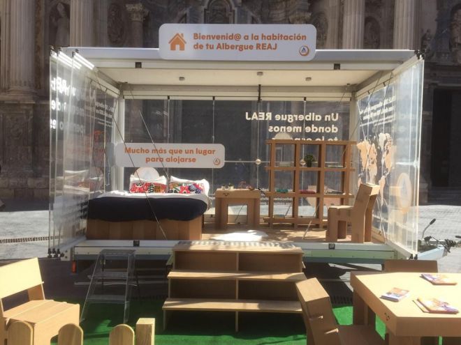 Comienza la #AventuraREAJ en Las Palmas de Gran Canaria con ‘Un albergue donde menos te lo esperas’