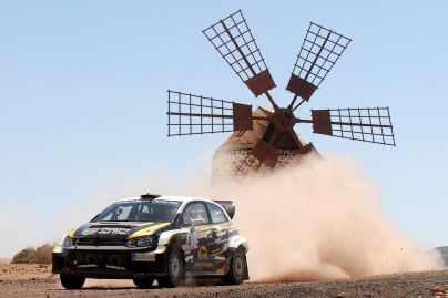 Raúl Capdevila-Yeray Mujica brillan y sorprenden en su primer rallye