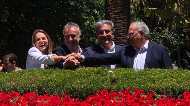 PSOE, NC, Podemos y ASG firman el 'pacto de las flores' con 8 ejes programáticos