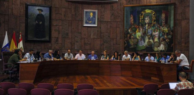El Cabildo estrena nuevo Gobierno con cinco grandes áreas