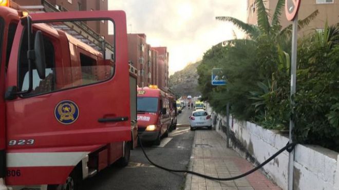 Una mujer fallece en el incendio de su vivienda en Las Palmas de Gran Canaria