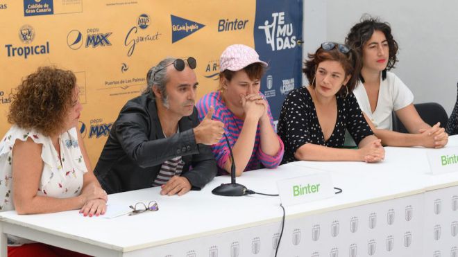 El arte efímero de «La tortue de Gauguin» de Compagnie Lucamoros cierra el Festival TEMUDAS