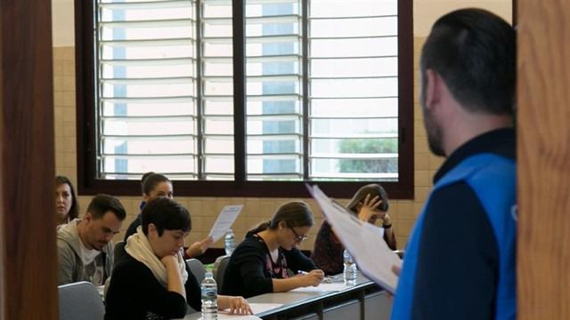 El PP solicita la comparecencia urgente del Gobierno ante el 'escándalo' de la suspensión de las oposiciones