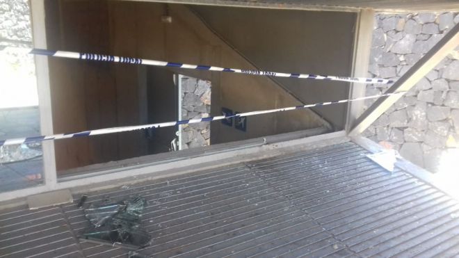 El Pabellón de Deportes Ana Bautista sufre un ataque de vandalismo por parte de tres jóvenes
